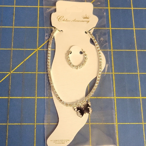 Gold 8.5" Rhinestone Stretch Anklet & Toe Ring Butterfly Charm NIP - Picture 1 of 3